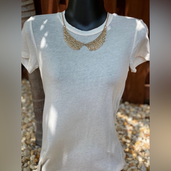 Pretty Collar Style Necklace. - Picture 2 of 6